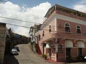 Guest House-NOMADAS HOSTAL'